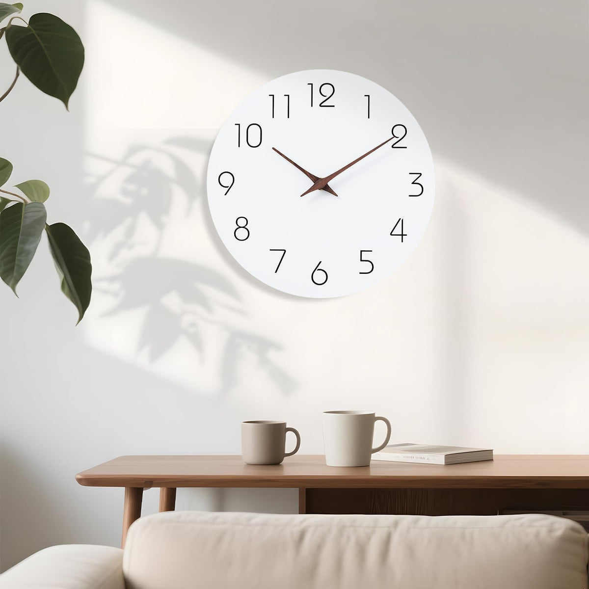 Mosewa Horloge Murale, 20cm Silencieuse sans tic-tac, Design Moderne en Bois, Parfaite pour la Décoration de la Chambre, du Salon, de la Cuisine, de la Salle de Bain et du Bureau, Noire