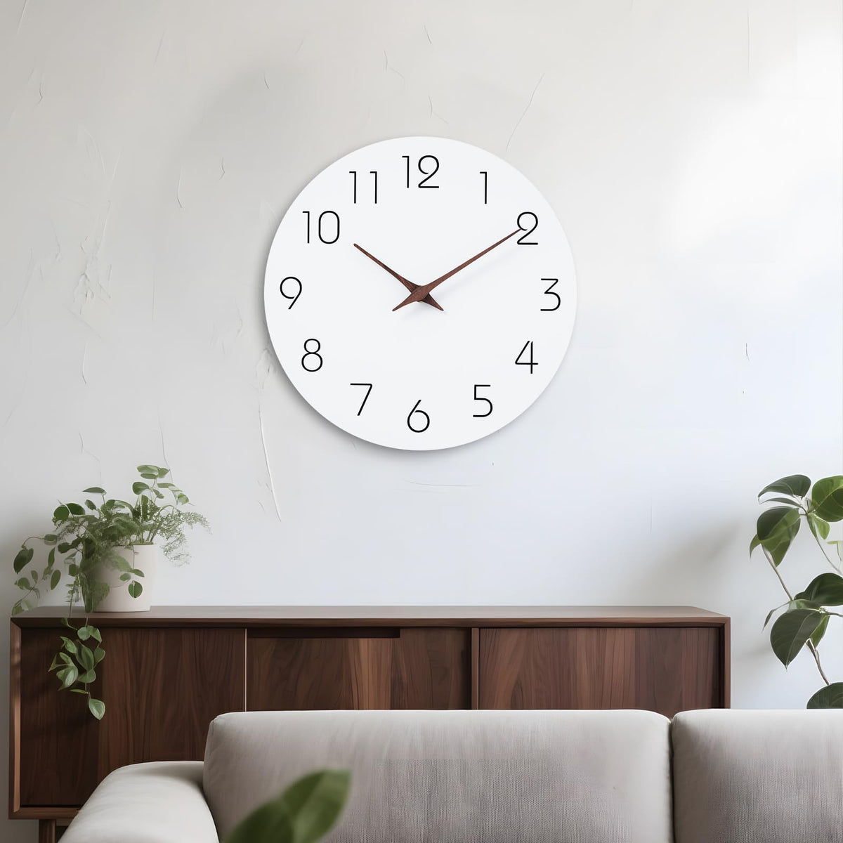 Mosewa Horloge Murale, 20cm Silencieuse sans tic-tac, Design Moderne en Bois, Parfaite pour la Décoration de la Chambre, du Salon, de la Cuisine, de la Salle de Bain et du Bureau, Noire