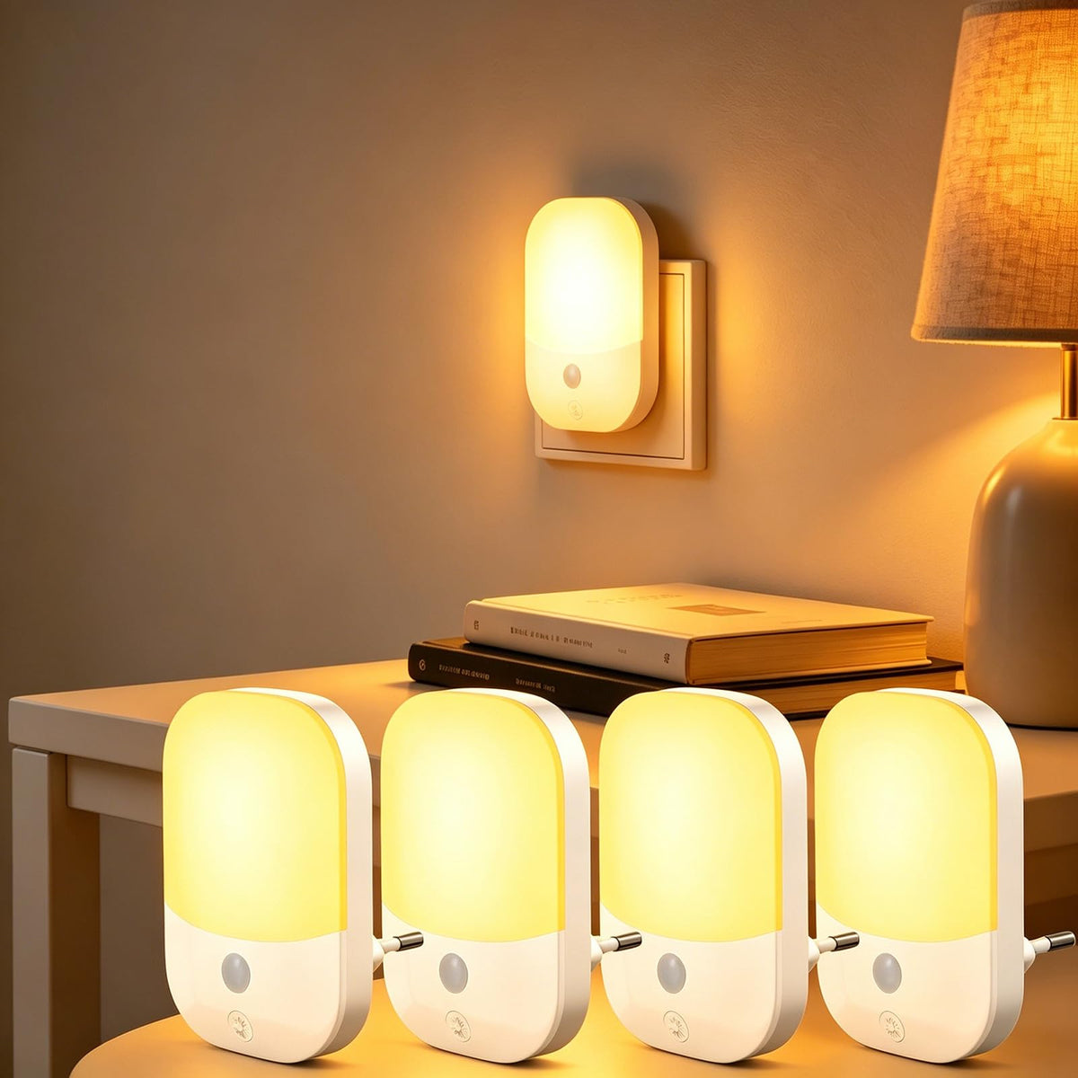 Suright Lot de 2 Veilleuses Enfant à Prise Murale, CAPTEUR LUMIÈRE INTELLIGENT, 5 Intensités Lumineuses, 3 Modes, Lumière Blanc Chaud, Lampe de Nuit Bébé pour Chambre, Escalier, Cuisine 0,3W