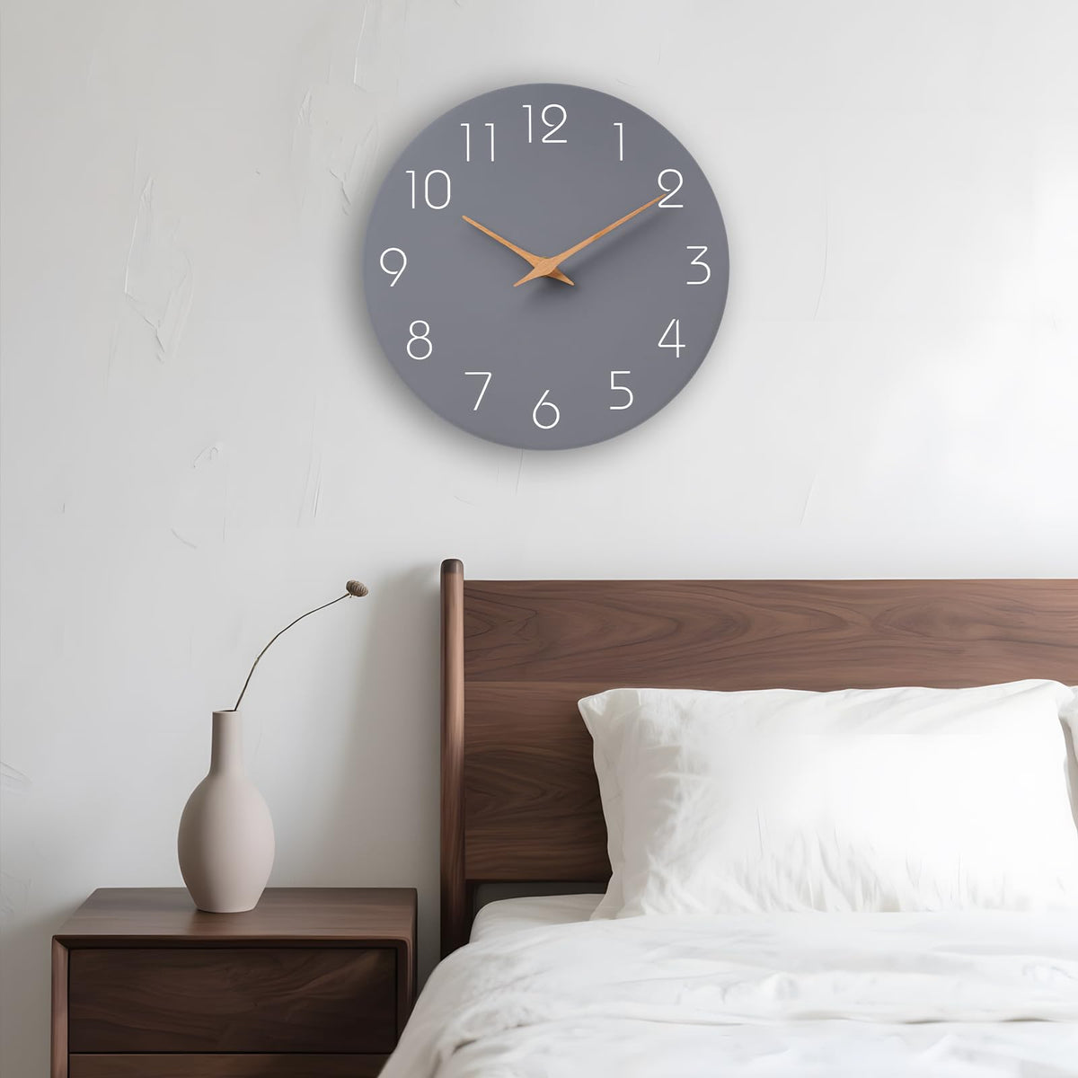 Mosewa Horloge Murale, 20cm Silencieuse sans tic-tac, Design Moderne en Bois, Parfaite pour la Décoration de la Chambre, du Salon, de la Cuisine, de la Salle de Bain et du Bureau, Noire