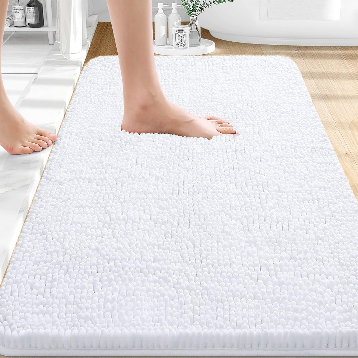 Tapis de bain OLANLY (76 x 51 cm) – Tapis en chenille ultra-doux et absorbant | Gris, dos en caoutchouc à séchage rapide, lavable en machine (pour sol de salle de bain, baignoire et douche), accessoire de décoration
