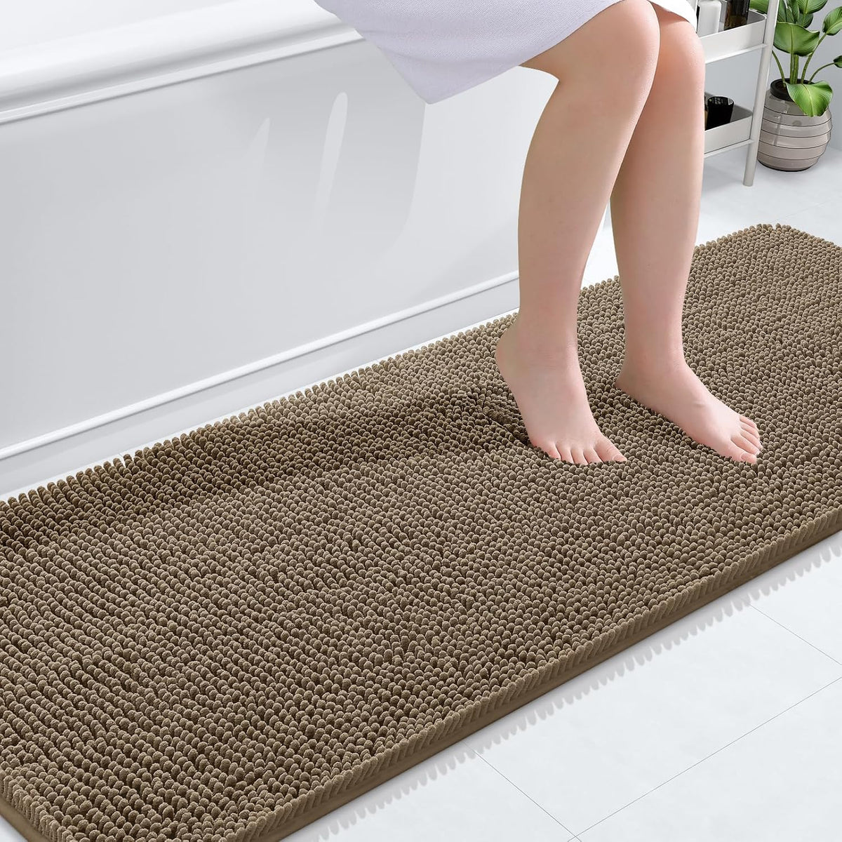 Tapis de bain OLANLY (76 x 51 cm) – Tapis en chenille ultra-doux et absorbant | Gris, dos en caoutchouc à séchage rapide, lavable en machine (pour sol de salle de bain, baignoire et douche), accessoire de décoration