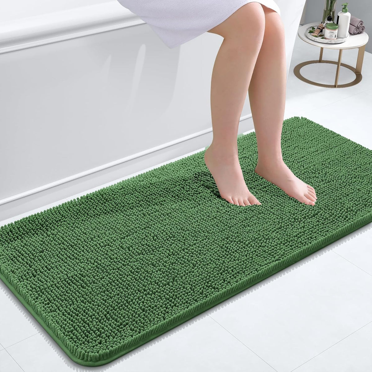 Tapis de bain OLANLY (76 x 51 cm) – Tapis en chenille ultra-doux et absorbant | Gris, dos en caoutchouc à séchage rapide, lavable en machine (pour sol de salle de bain, baignoire et douche), accessoire de décoration