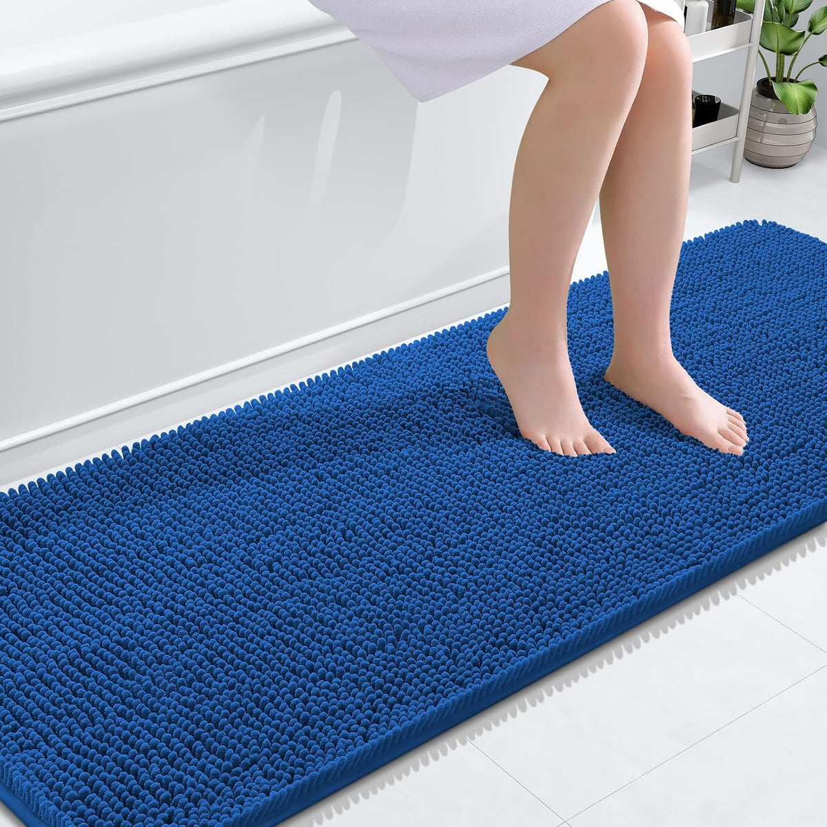 Tapis de bain OLANLY (76 x 51 cm) – Tapis en chenille ultra-doux et absorbant | Gris, dos en caoutchouc à séchage rapide, lavable en machine (pour sol de salle de bain, baignoire et douche), accessoire de décoration