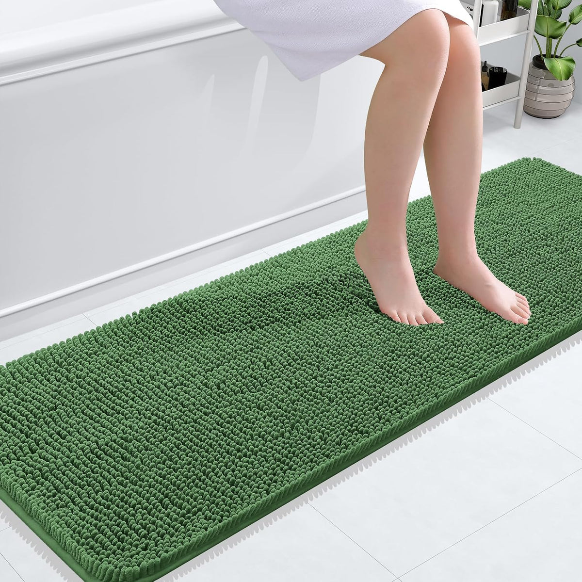 Tapis de bain OLANLY (76 x 51 cm) – Tapis en chenille ultra-doux et absorbant | Gris, dos en caoutchouc à séchage rapide, lavable en machine (pour sol de salle de bain, baignoire et douche), accessoire de décoration