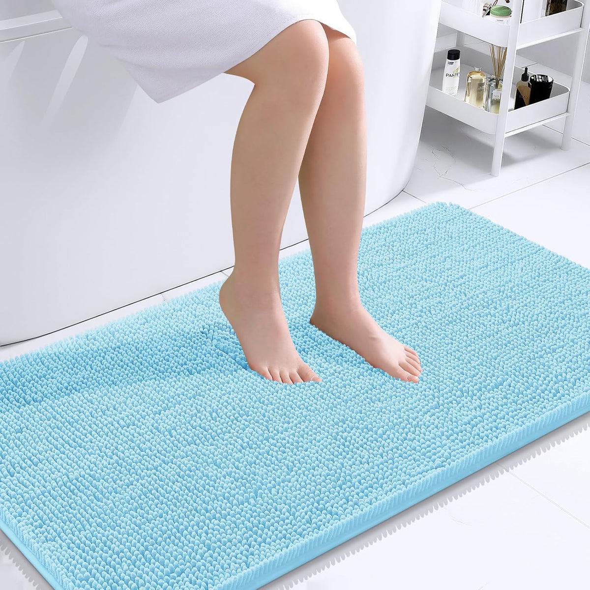 Tapis de bain OLANLY (76 x 51 cm) – Tapis en chenille ultra-doux et absorbant | Gris, dos en caoutchouc à séchage rapide, lavable en machine (pour sol de salle de bain, baignoire et douche), accessoire de décoration