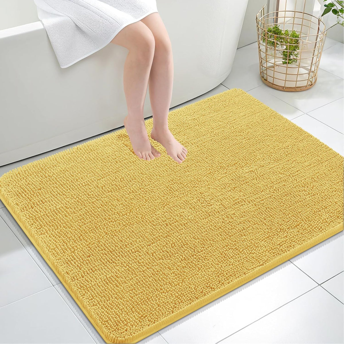 Tapis de bain OLANLY (76 x 51 cm) – Tapis en chenille ultra-doux et absorbant | Gris, dos en caoutchouc à séchage rapide, lavable en machine (pour sol de salle de bain, baignoire et douche), accessoire de décoration