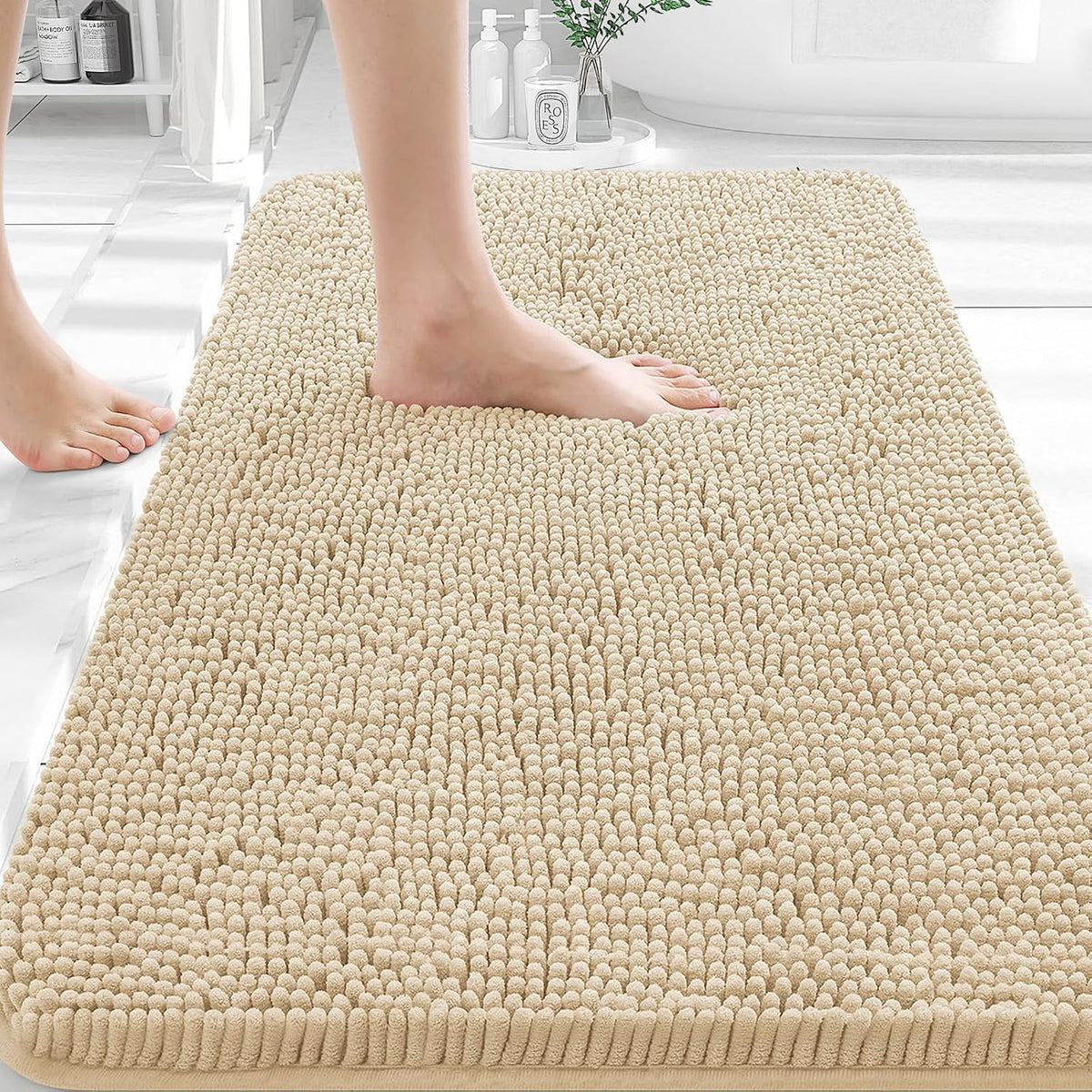 Tapis de bain OLANLY (76 x 51 cm) – Tapis en chenille ultra-doux et absorbant | Gris, dos en caoutchouc à séchage rapide, lavable en machine (pour sol de salle de bain, baignoire et douche), accessoire de décoration