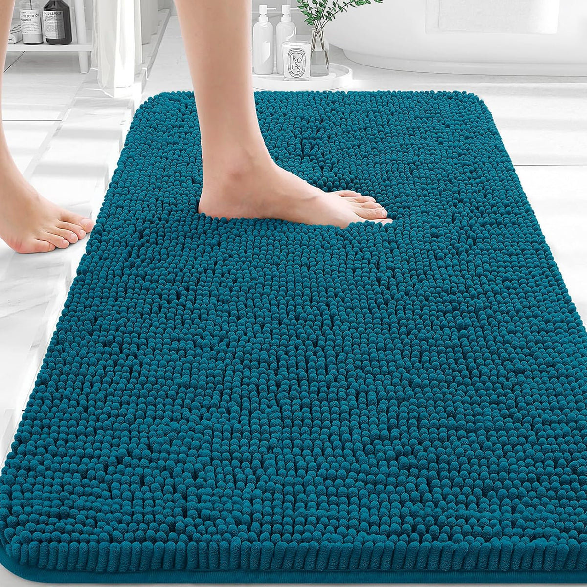 Tapis de bain OLANLY (76 x 51 cm) – Tapis en chenille ultra-doux et absorbant | Gris, dos en caoutchouc à séchage rapide, lavable en machine (pour sol de salle de bain, baignoire et douche), accessoire de décoration