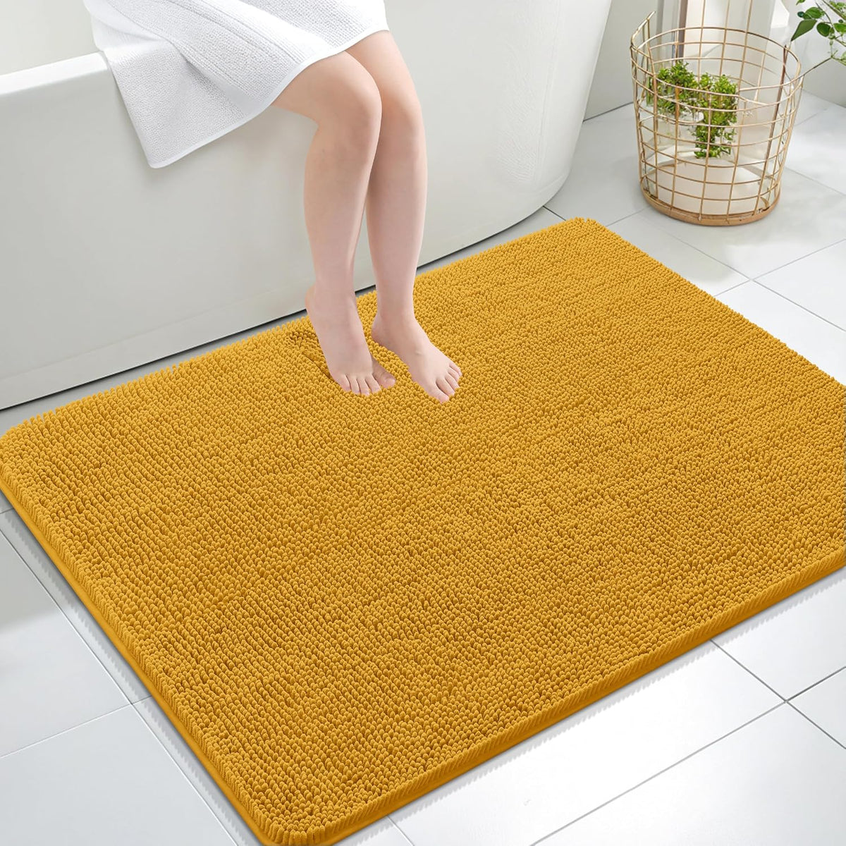 Tapis de bain OLANLY (76 x 51 cm) – Tapis en chenille ultra-doux et absorbant | Gris, dos en caoutchouc à séchage rapide, lavable en machine (pour sol de salle de bain, baignoire et douche), accessoire de décoration