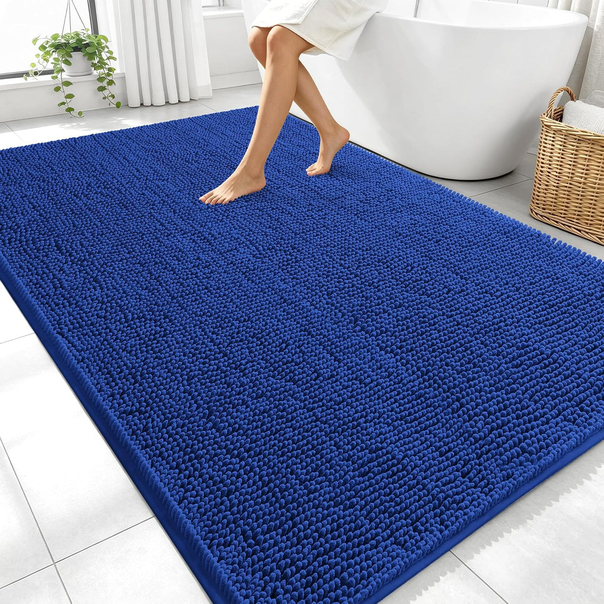 Tapis de bain OLANLY (76 x 51 cm) – Tapis en chenille ultra-doux et absorbant | Gris, dos en caoutchouc à séchage rapide, lavable en machine (pour sol de salle de bain, baignoire et douche), accessoire de décoration