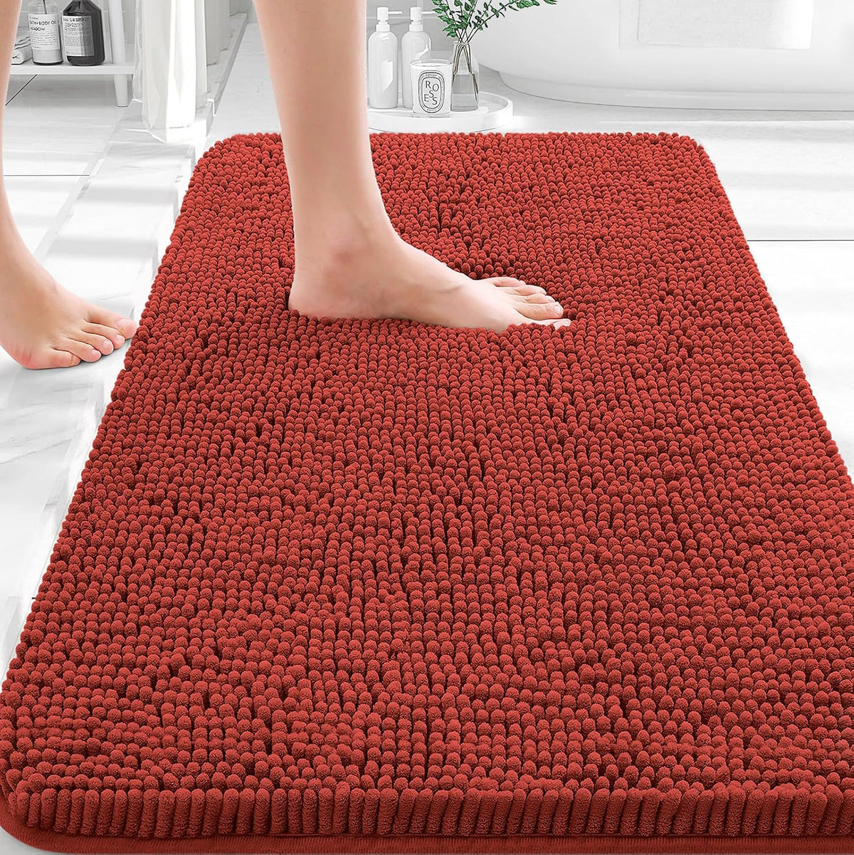 Tapis de bain OLANLY (76 x 51 cm) – Tapis en chenille ultra-doux et absorbant | Gris, dos en caoutchouc à séchage rapide, lavable en machine (pour sol de salle de bain, baignoire et douche), accessoire de décoration